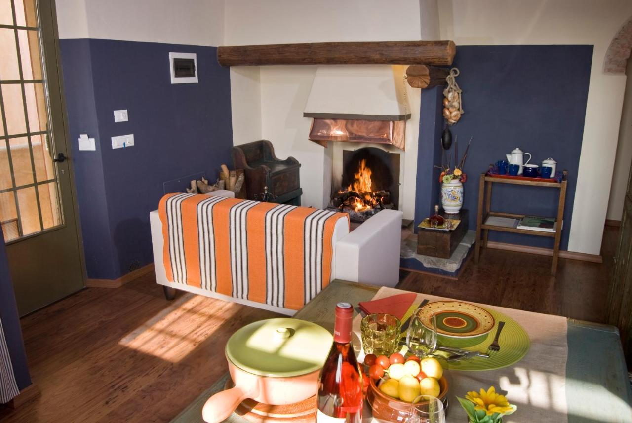I Veroni - Agriturismo And Wine Cellar بونتاسيفي المظهر الخارجي الصورة